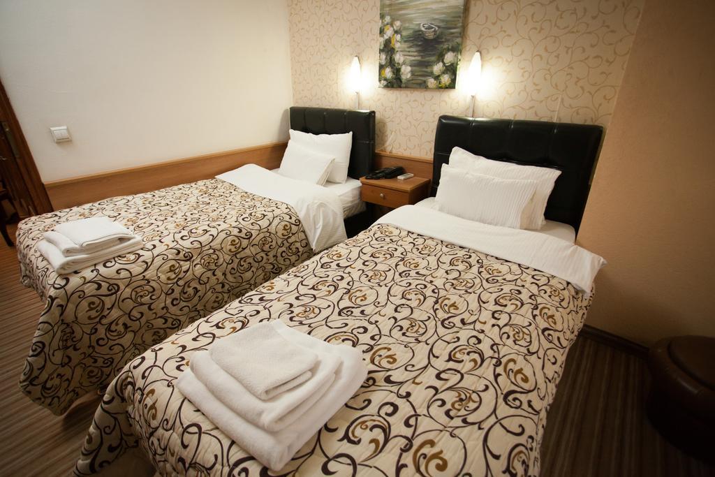 Hotel Vrbak Нови пазар Стая снимка