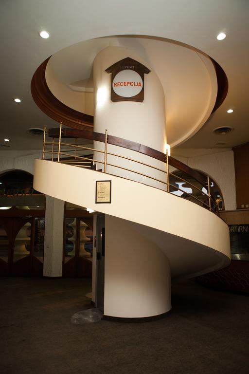 Hotel Vrbak Нови пазар Екстериор снимка